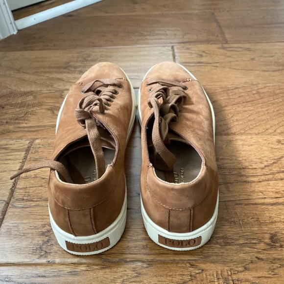 Ralph Lauren Polo Suede Sneaker - Picture 2 of 4
